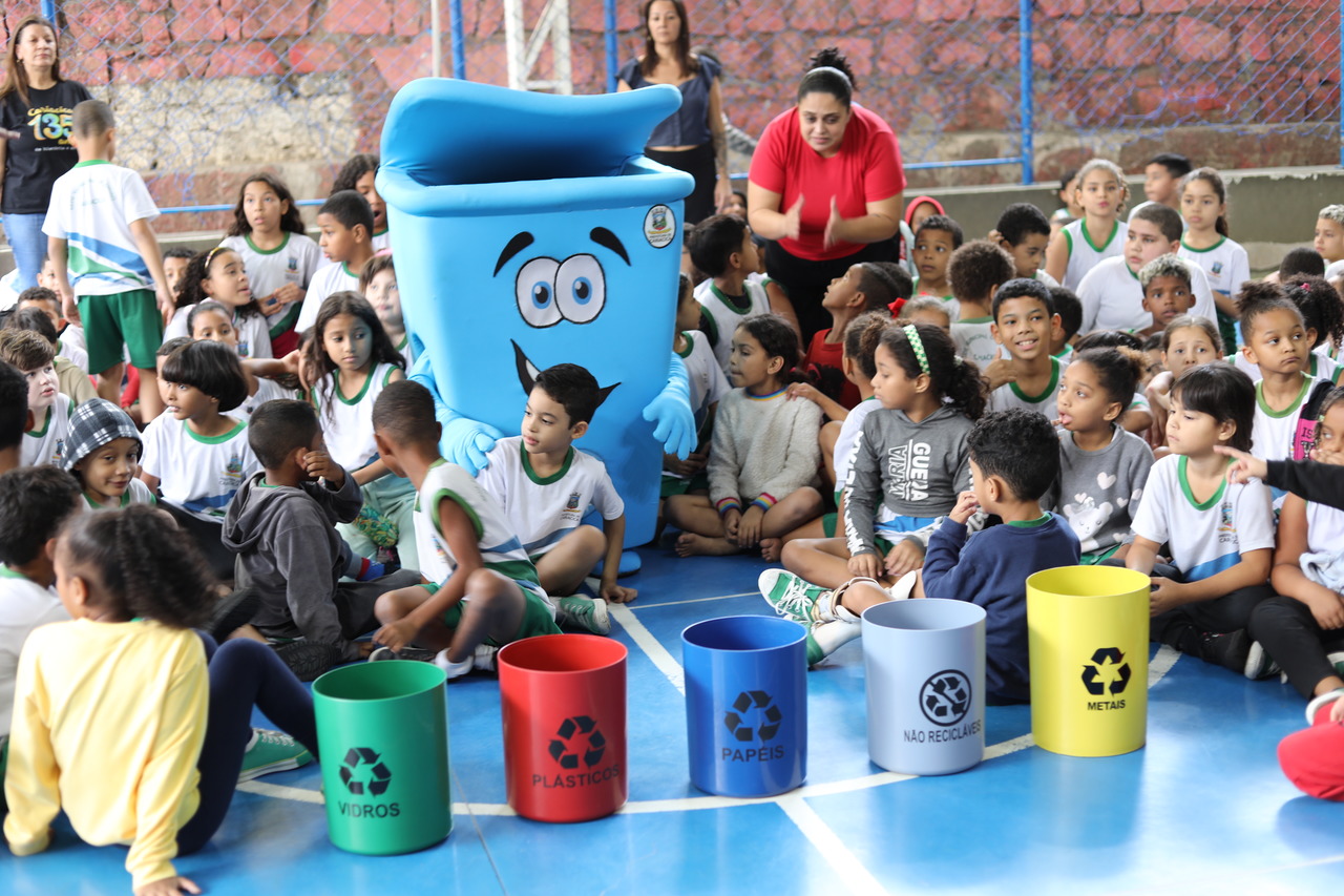 Coleta e descarte correto de resíduos: alunos de Bela Aurora aprendem sobre ações sustentáveis
