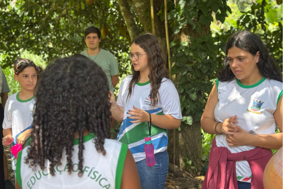 Horta e peixes: alunos da Escola do Campo realizam atividades de práticas agrícolas