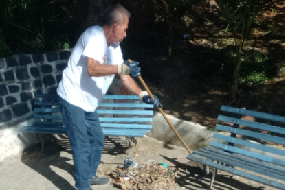 Limpeza dos parques: Secretaria de Serviços faz capina e varrição no Parque da Biquinha