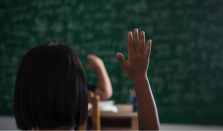 Cariacica nomeia 100 assistentes educacionais para fortalecer a Educação Especial