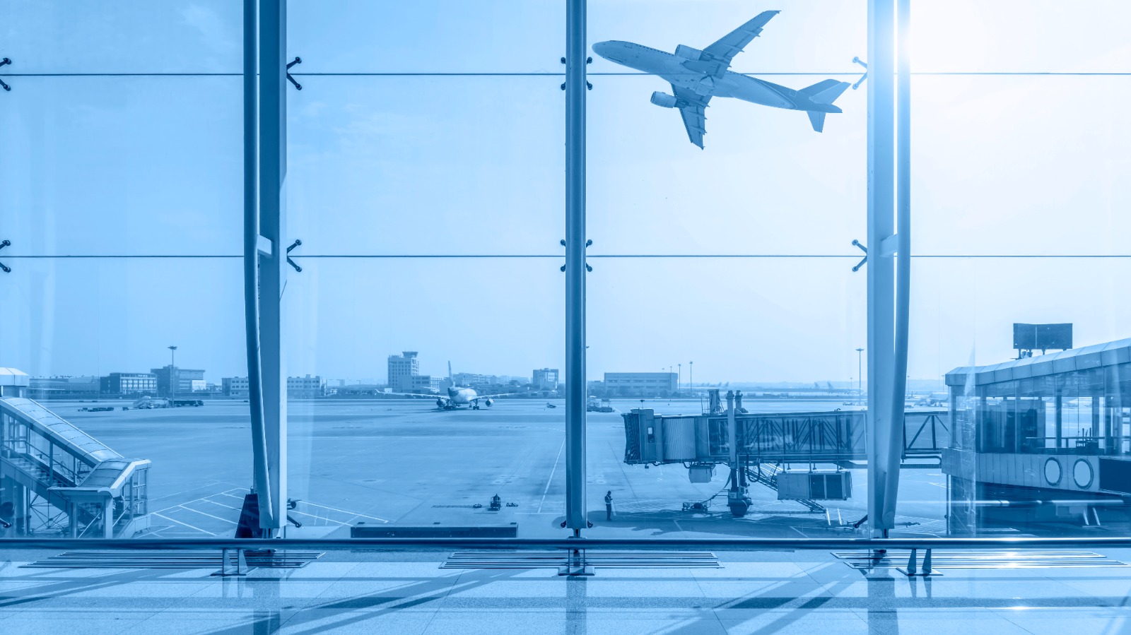 Vai viajar? Procon Cariacica orienta sobre cuidados ao comprar passagens e pacotes 