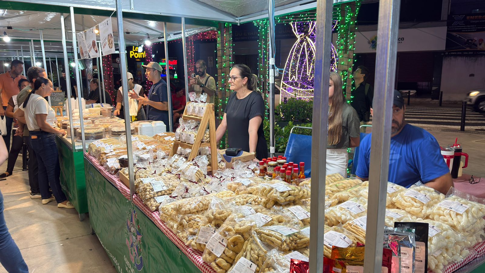 De frutas frescas a artesanato: Feira da Agricultura Familiar movimenta Polo Gastronômico