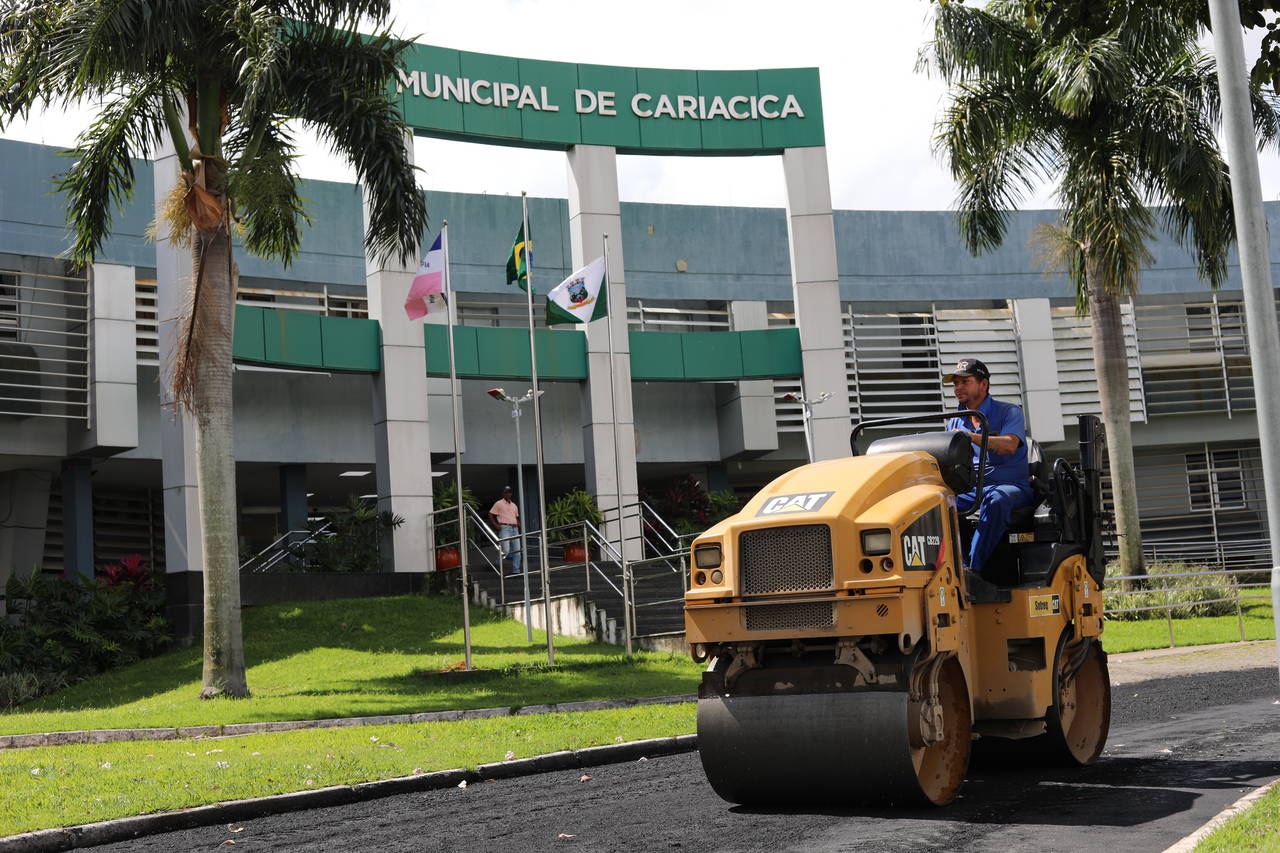 Secretaria de Serviços executa pavimentação asfáltica em ruas de Padre Gabriel, Planeta e Alto Lage