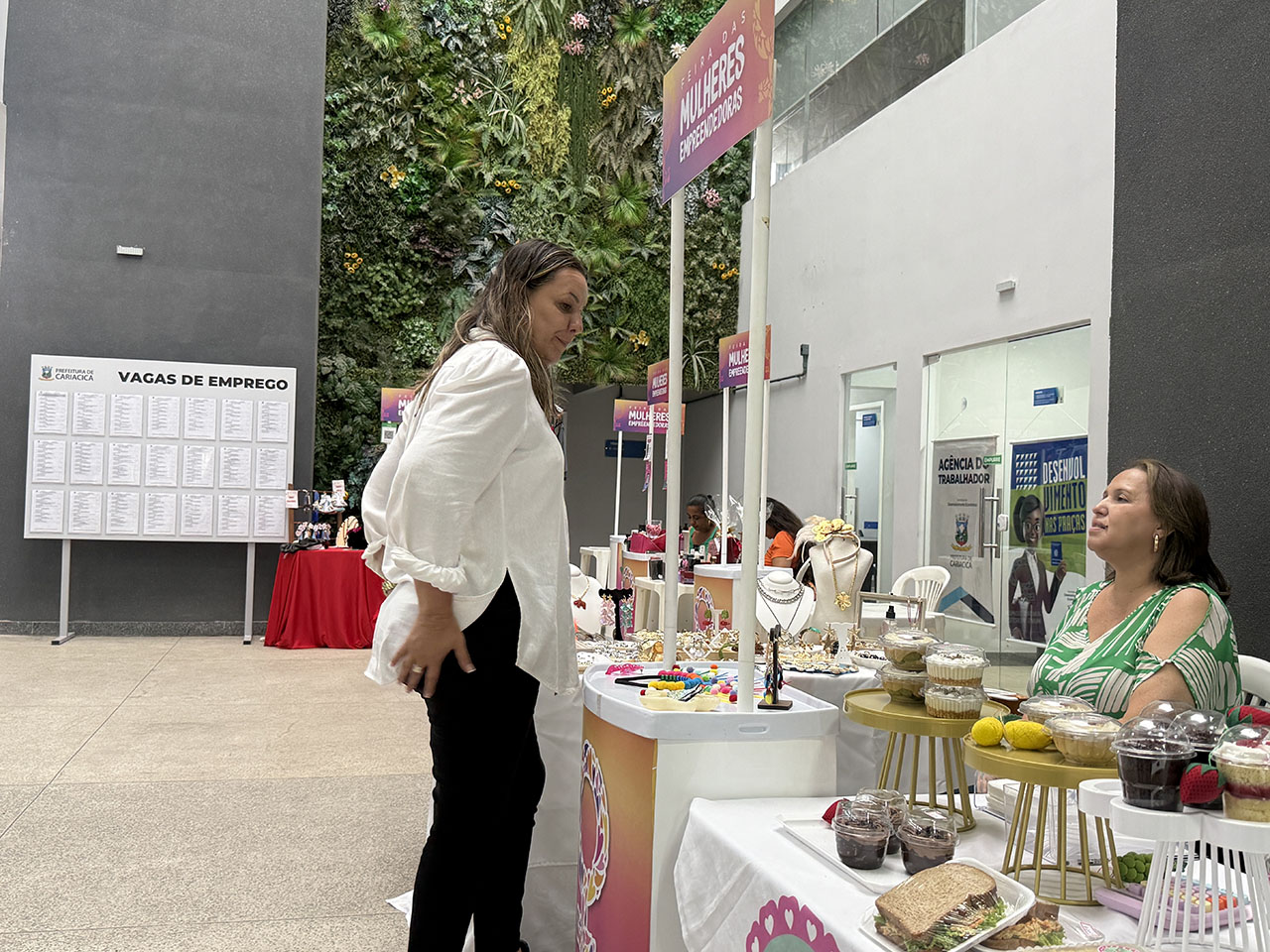 Centro Administrativo sedia Feira das Mulheres Empreendedoras