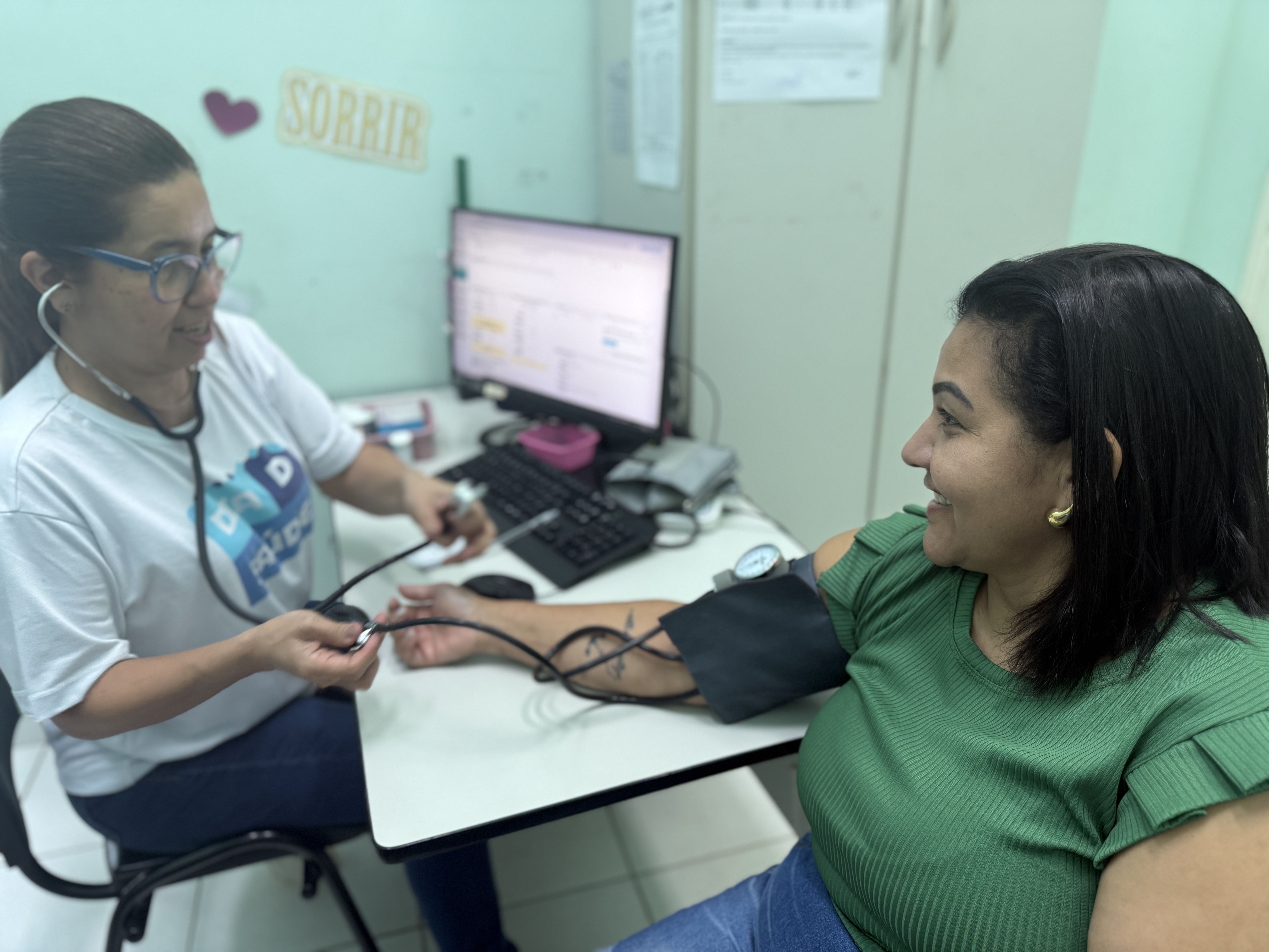 Super Dia D da Saúde: 30 UBS abrem neste sábado (27) com vacinas, coleta de preventivo e consultas médicas 
