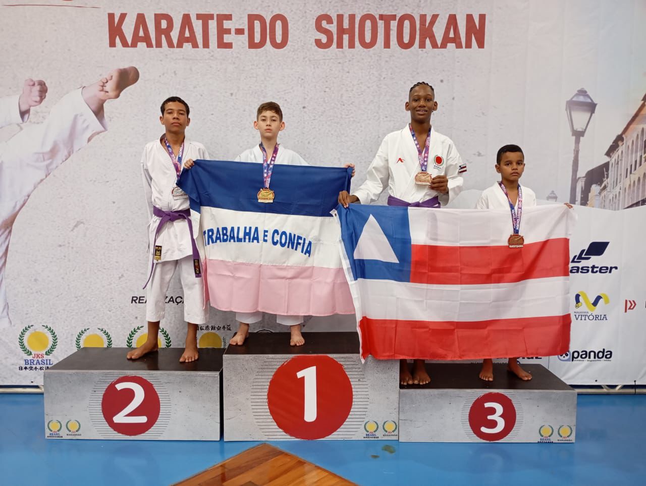 Alunos do Programa Cariacica Saudável são medalhistas no 29º Campeonato Brasileiro de Karatê-Do Shotokan